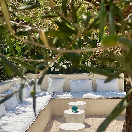 Luxurious New Pool Golf St Tropez Willa