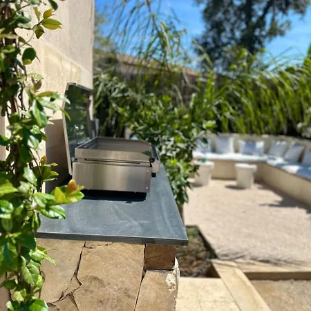 Luxurious New Pool Golf St Tropez Vila *
