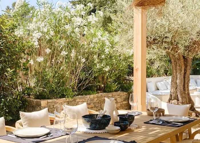 Luxurious New Pool Golf St Tropez فيلة *