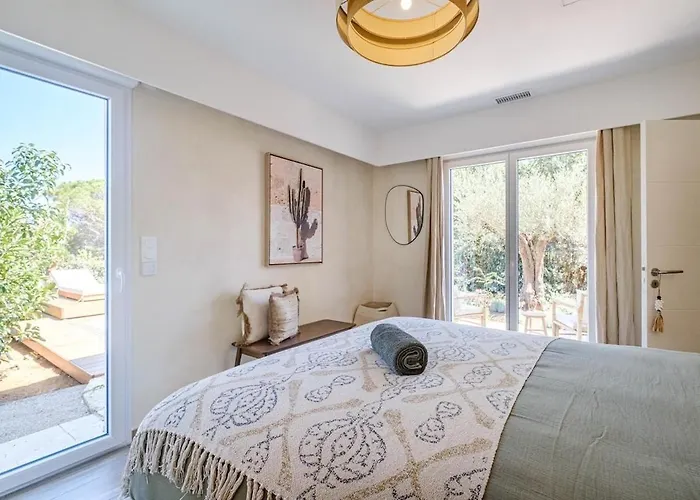 Luxurious New Pool Golf St Tropez סן-מקסים